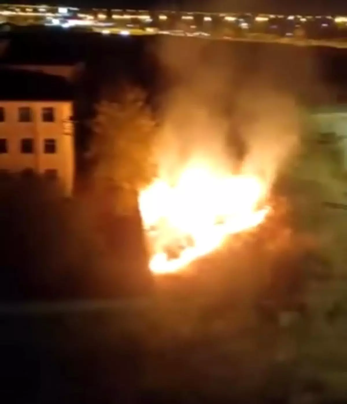 diyarbakirda-dugunde-atilan-havai-fisekler-yangina-neden-oldu-kNT7mWqe.jpg