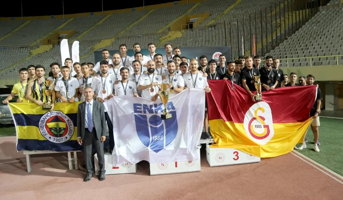 enka-spor-kulubu-turkiye-atletizm-ustun-liginde-sampiyon-oldu-jZijNdjL.jpg