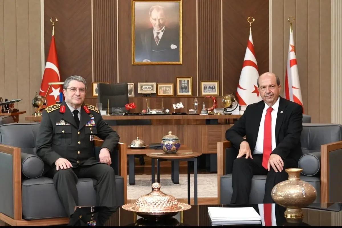 genelkurmay-baskani-bayraktaroglunun-ilk-ziyaretinin-kktcye-olmasi-sehit-yakinlarini-sad-etti-AlGukyAG.jpg